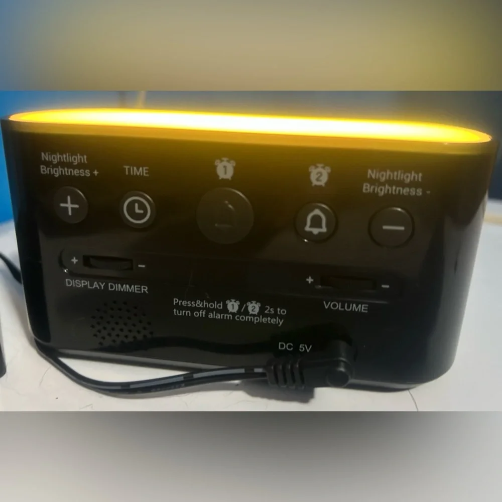 Alarm clock - Picture 7 of 10